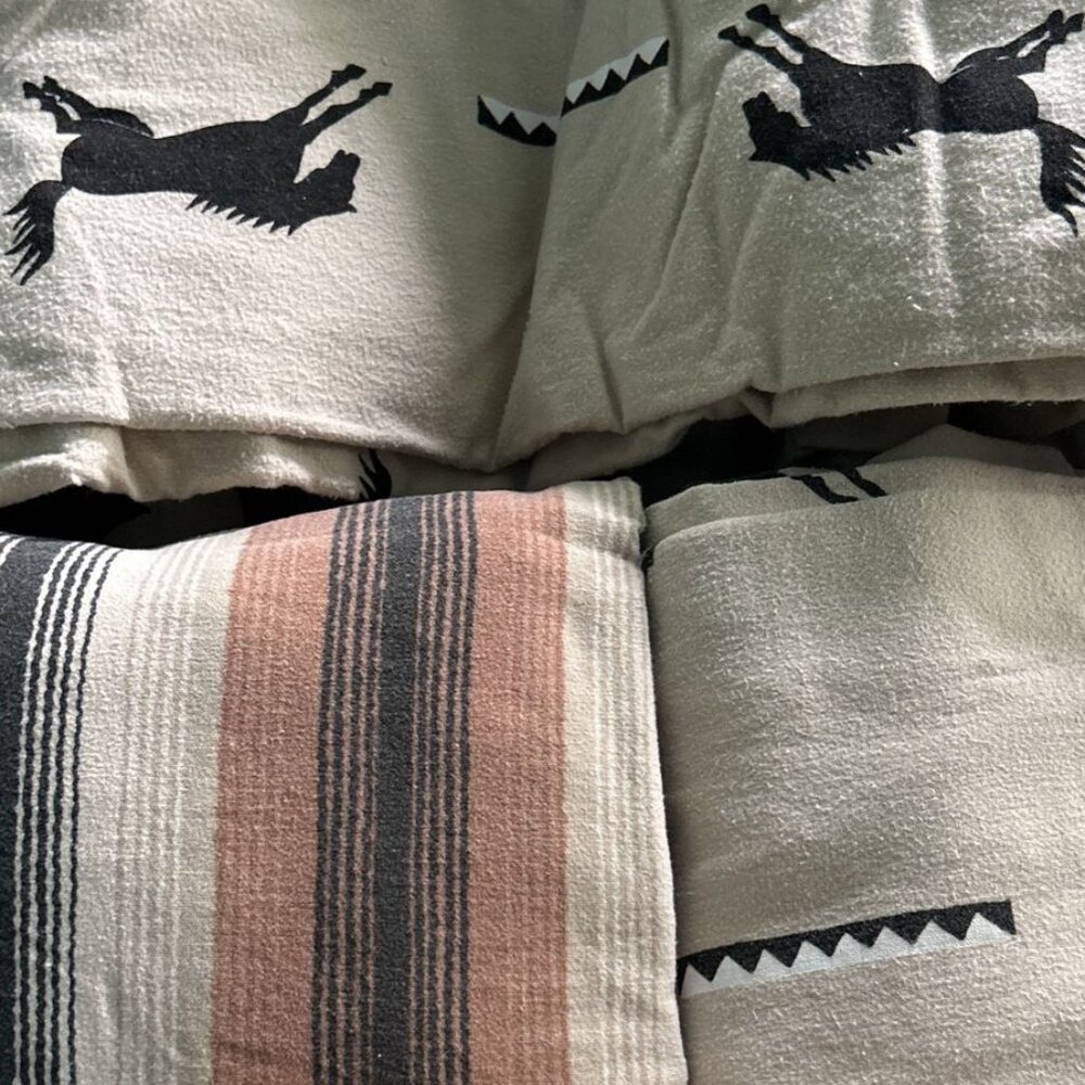 VINTAGE Fitted Flannel Sheet Set with Duvet Cover